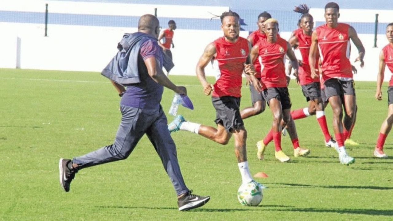 Mambas e Mambinhas entram em campo hoje numa dupla jornada de futebol em Maputo